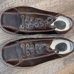 Dr Martens 11672 Canvas 6 Eye Dark Brown Leather